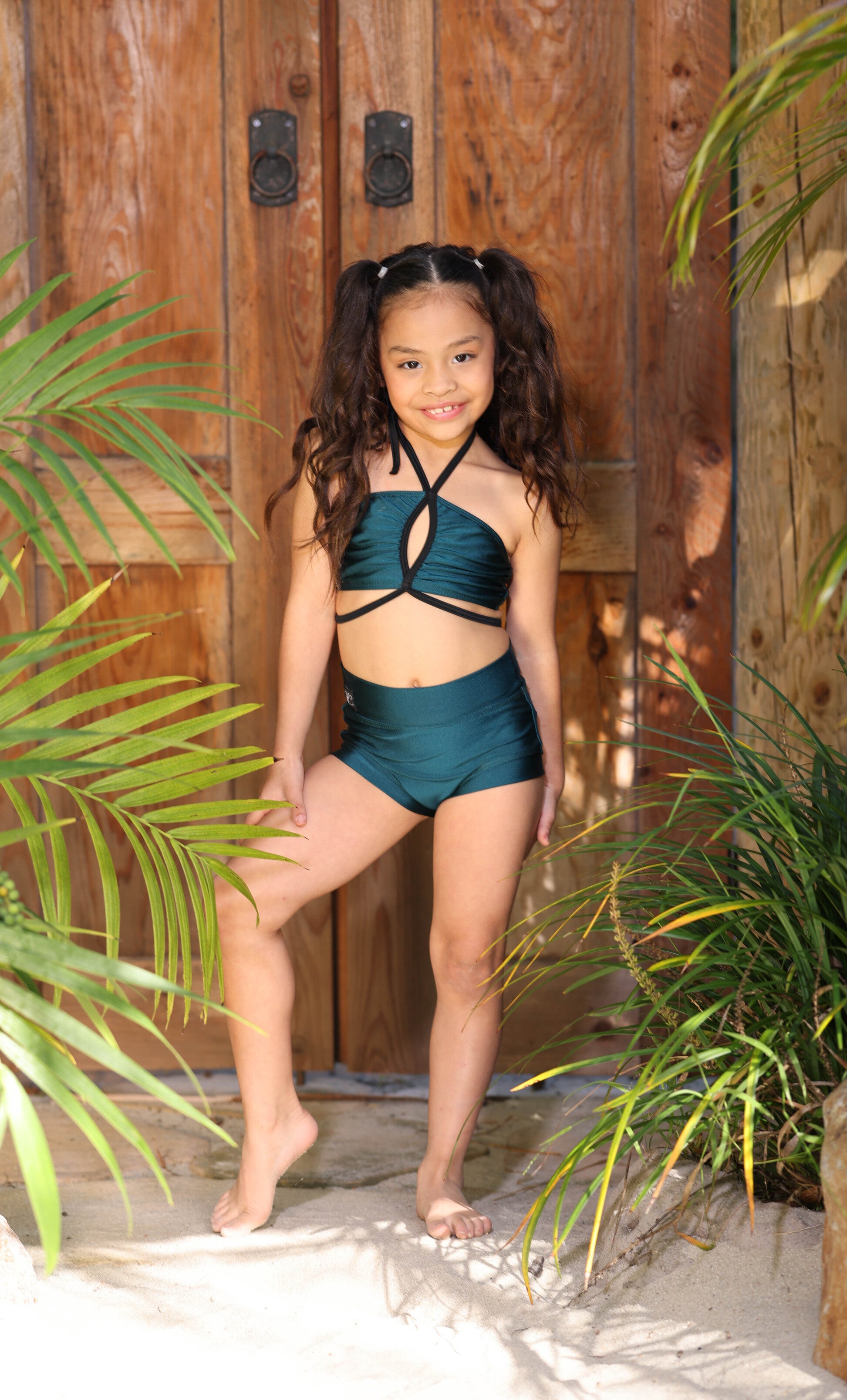 The Weekend VIP Brief - Peacock - Ships 03/30