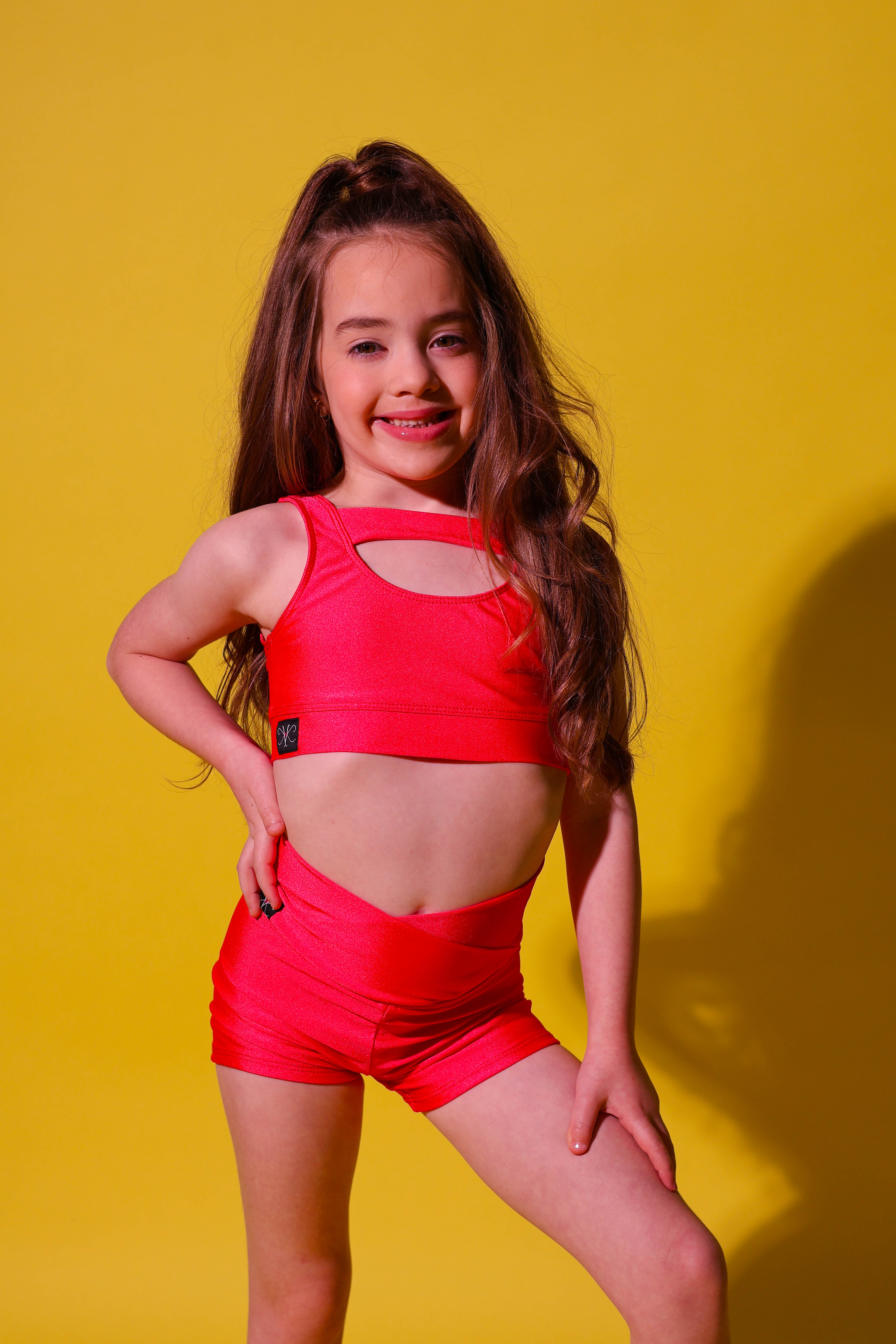 Win Win Chic Short - Neon Red Shiny - Ready To Ship