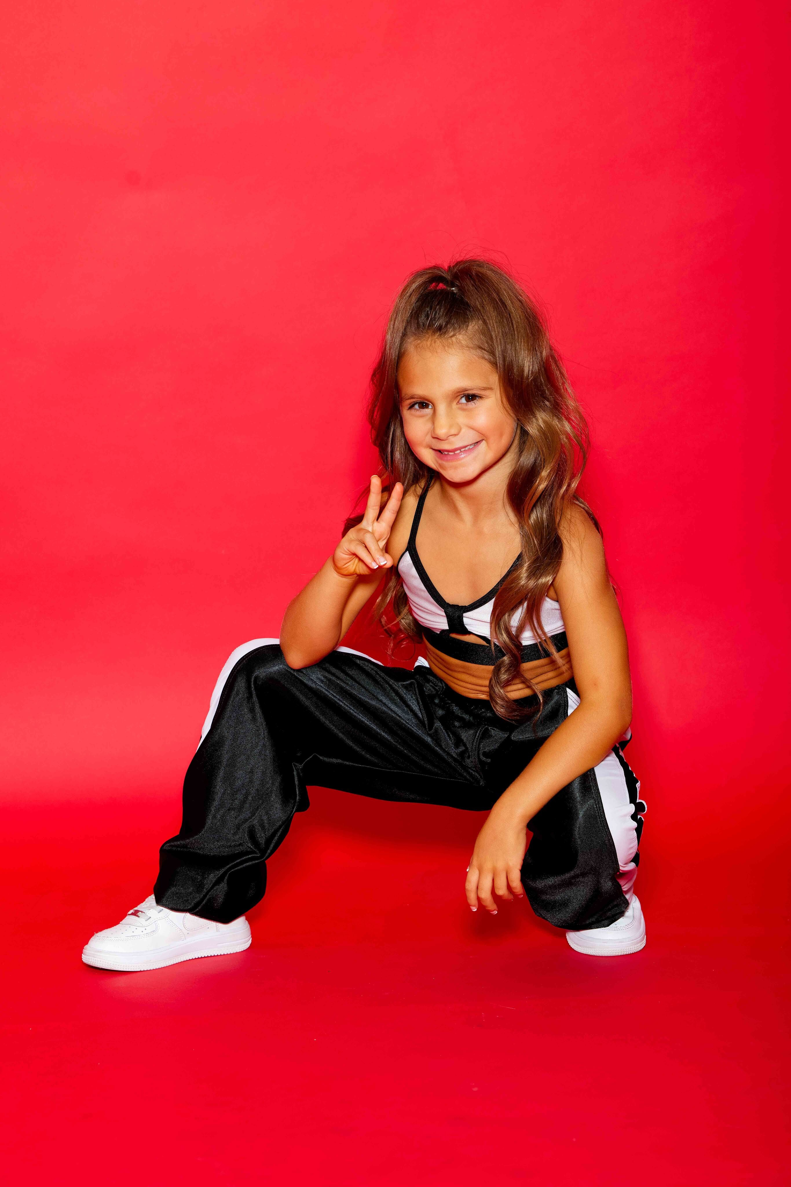 Gotta Dash Jogger - Black Shine/White - Ready to Ship