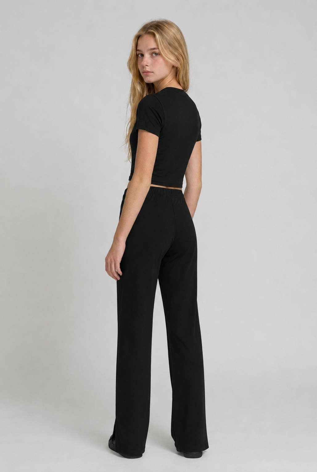 5th Ave Crop Top - Black