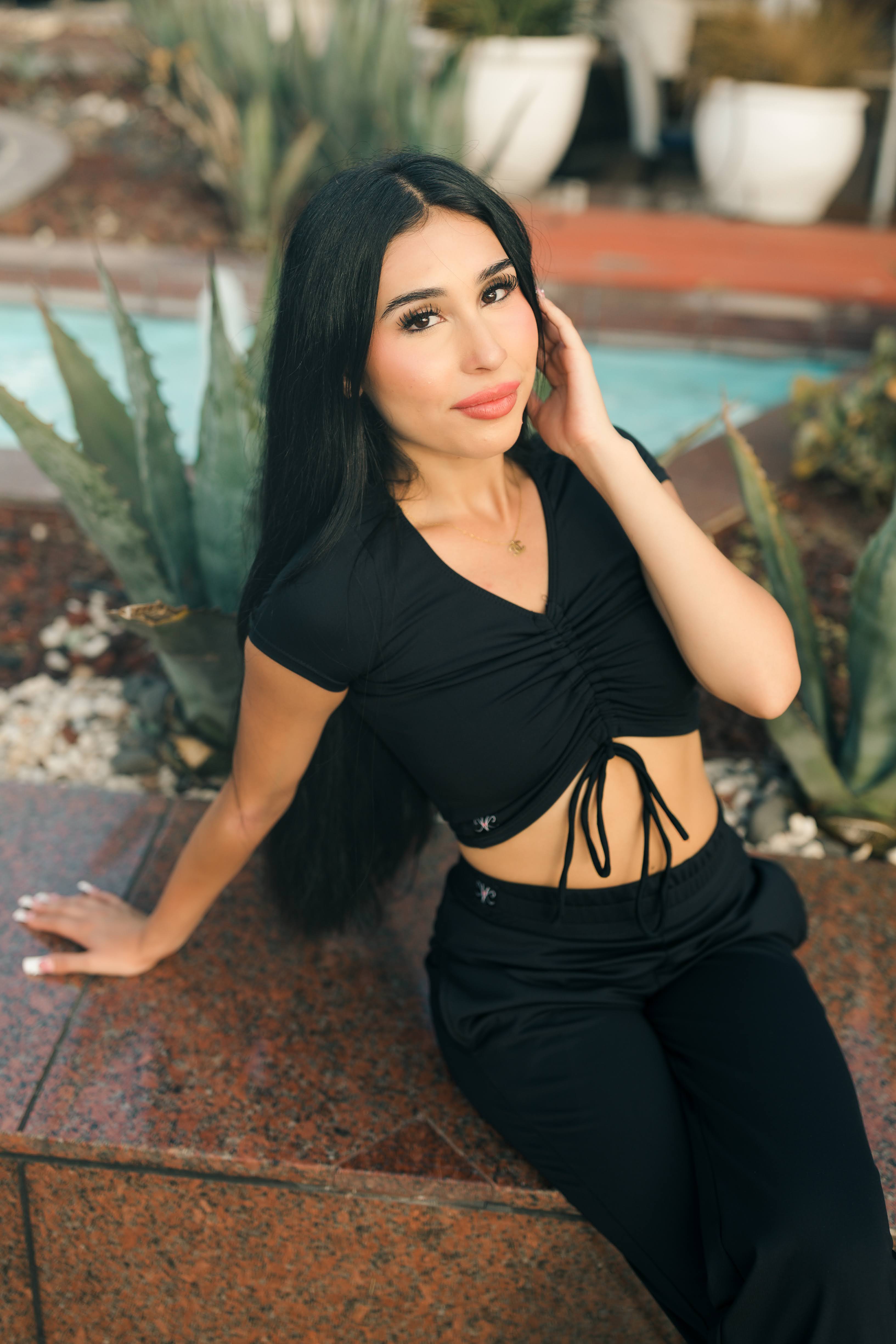 5th Ave Crop Top - Black