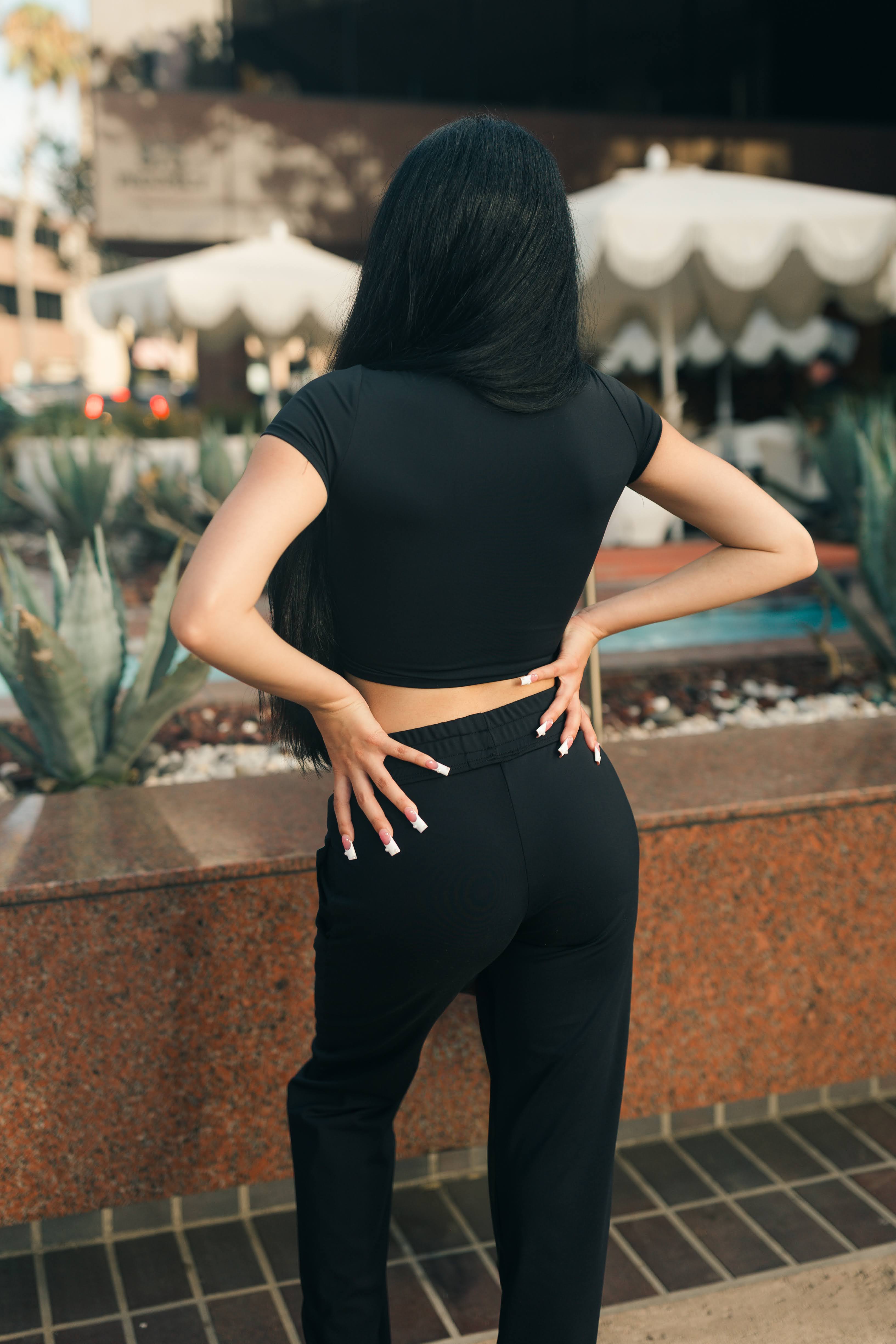 5th Ave Crop Top - Black