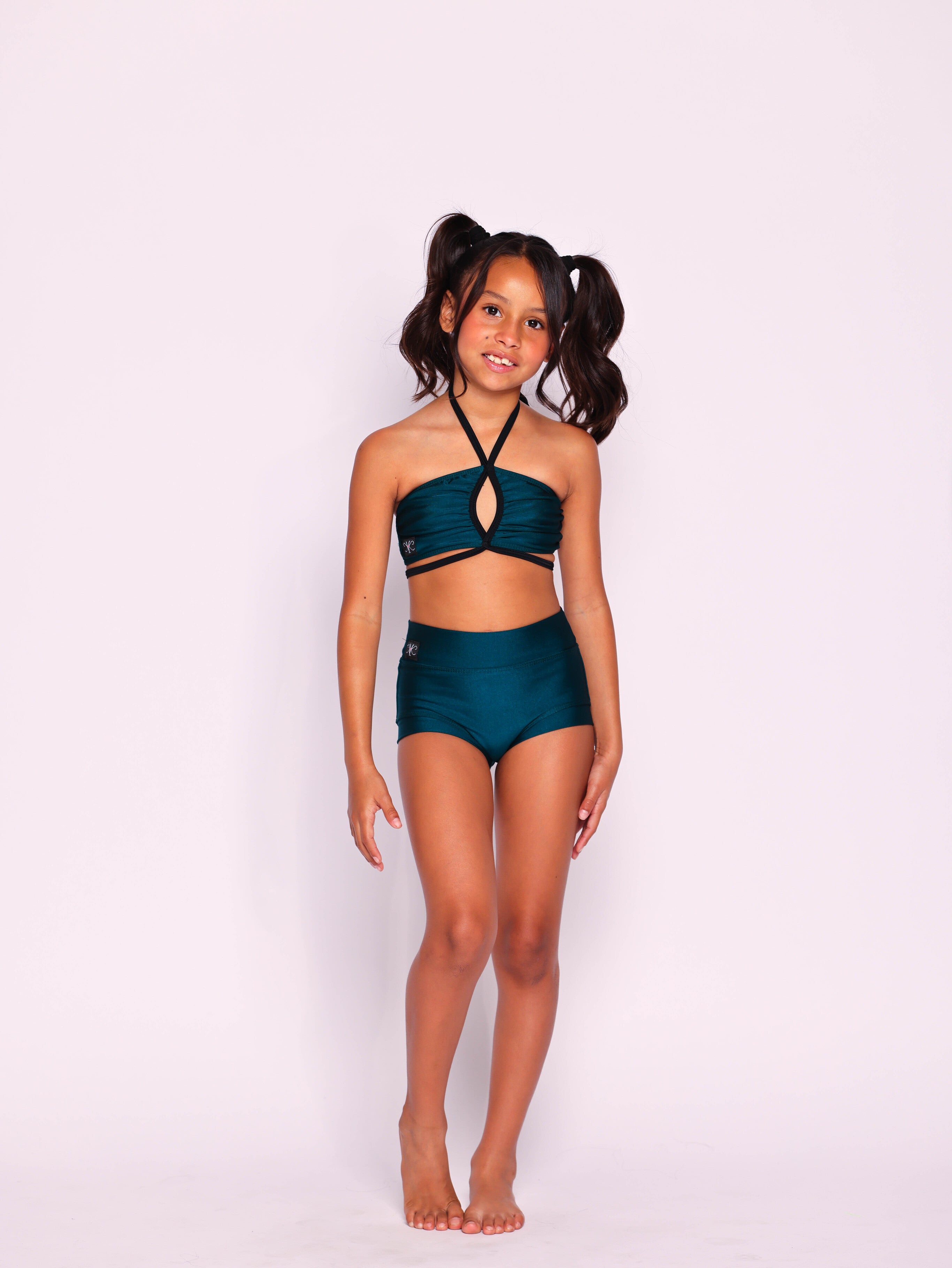 The Weekend VIP Brief - Peacock - Ready To Ship