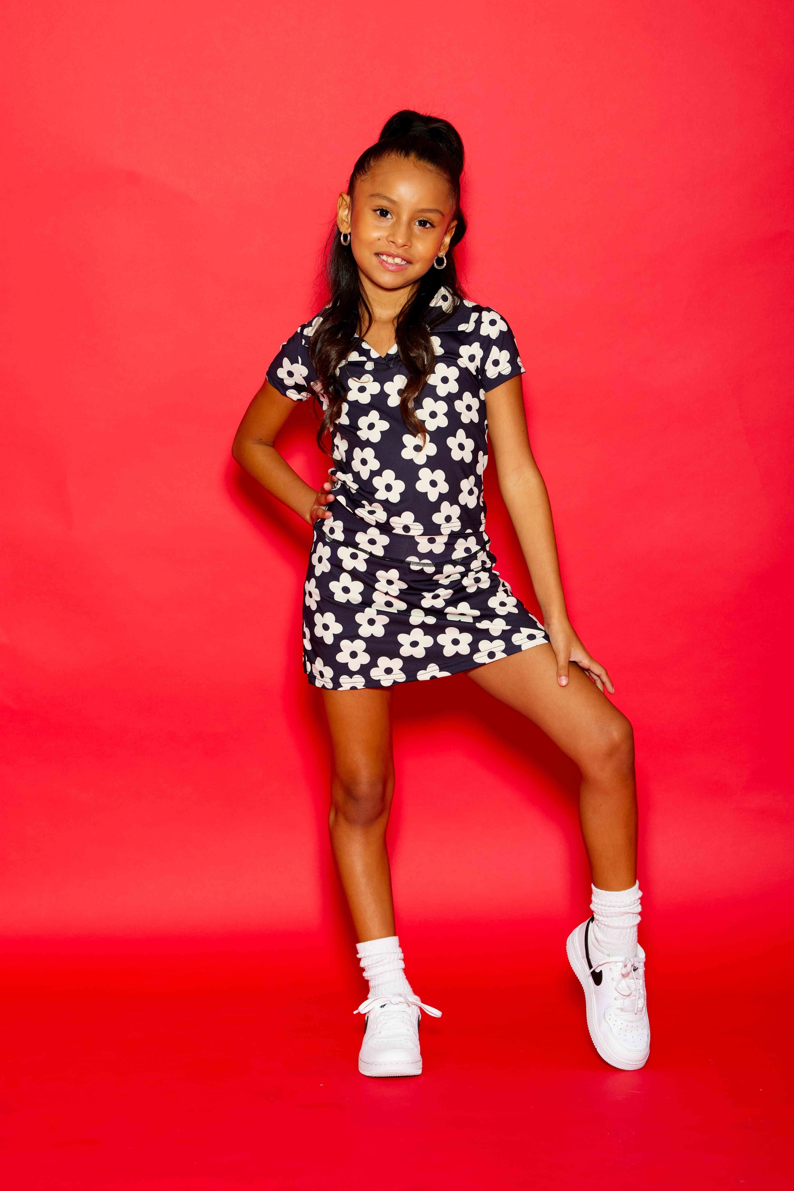 Sweet Pea Skort - Black/White Daisies - Sparkle Plum Exclusive - Ready to Ship