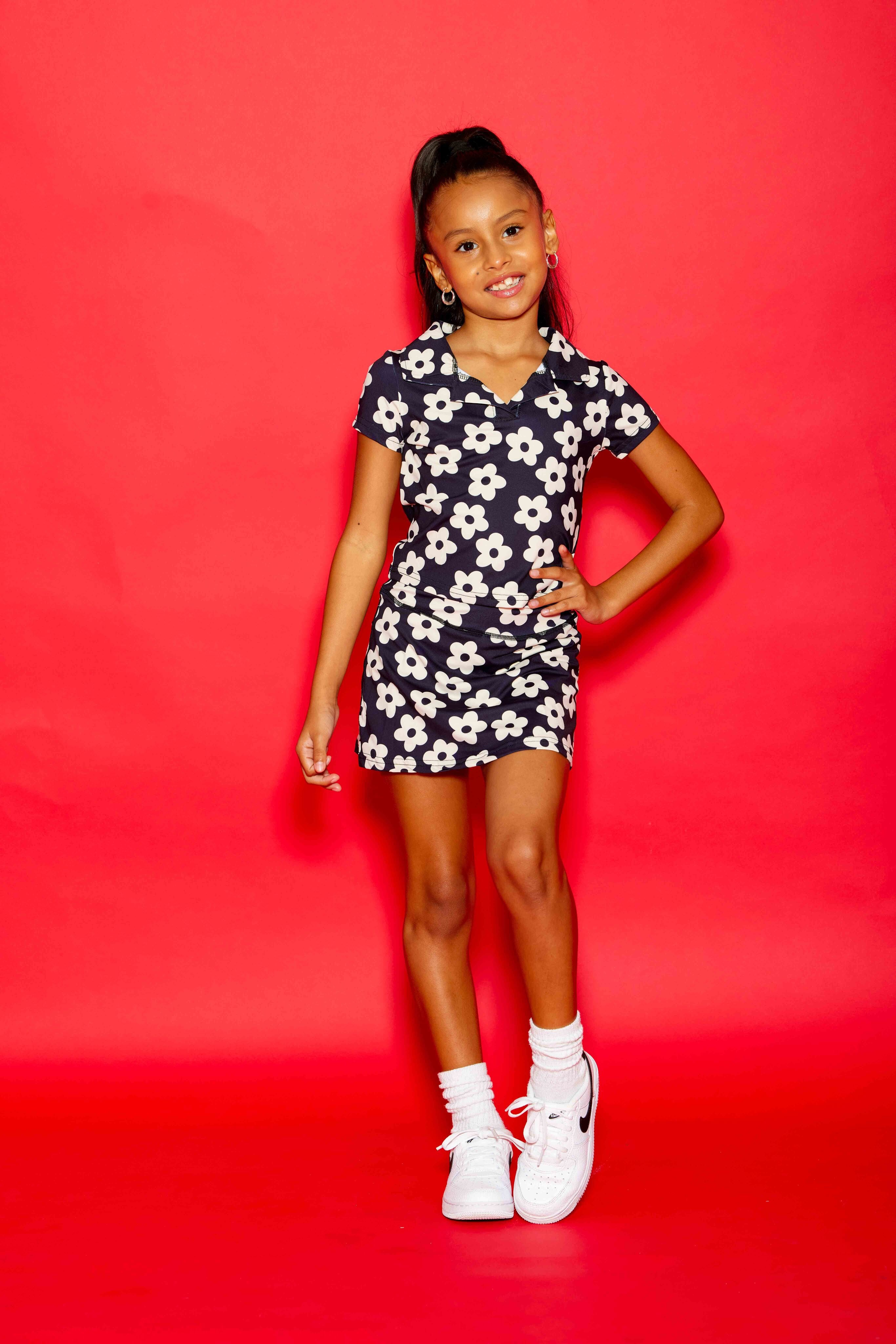 Sweet Pea Skort - Black/White Daisies - Sparkle Plum Exclusive - Ready to Ship